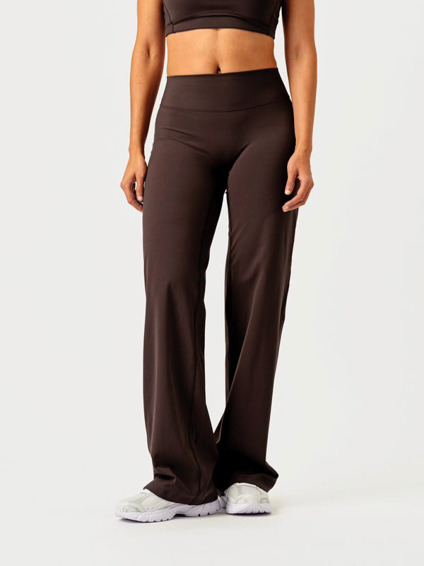 Core Straigth Leg Pants Espresso