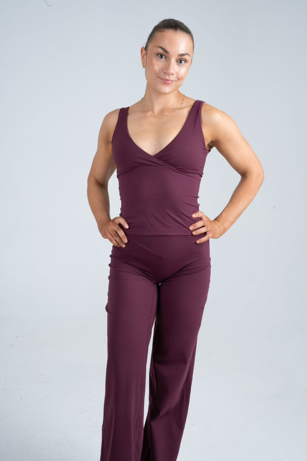 Form Crossover Top Berry